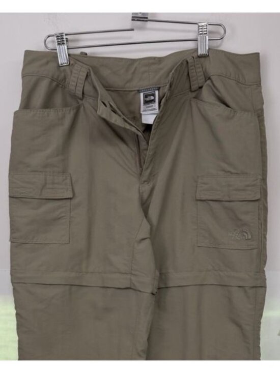 The North Face Pants - North Face Women’s 12 Short / Court Pant Tan Zip Off Cargo Shorts Hiking